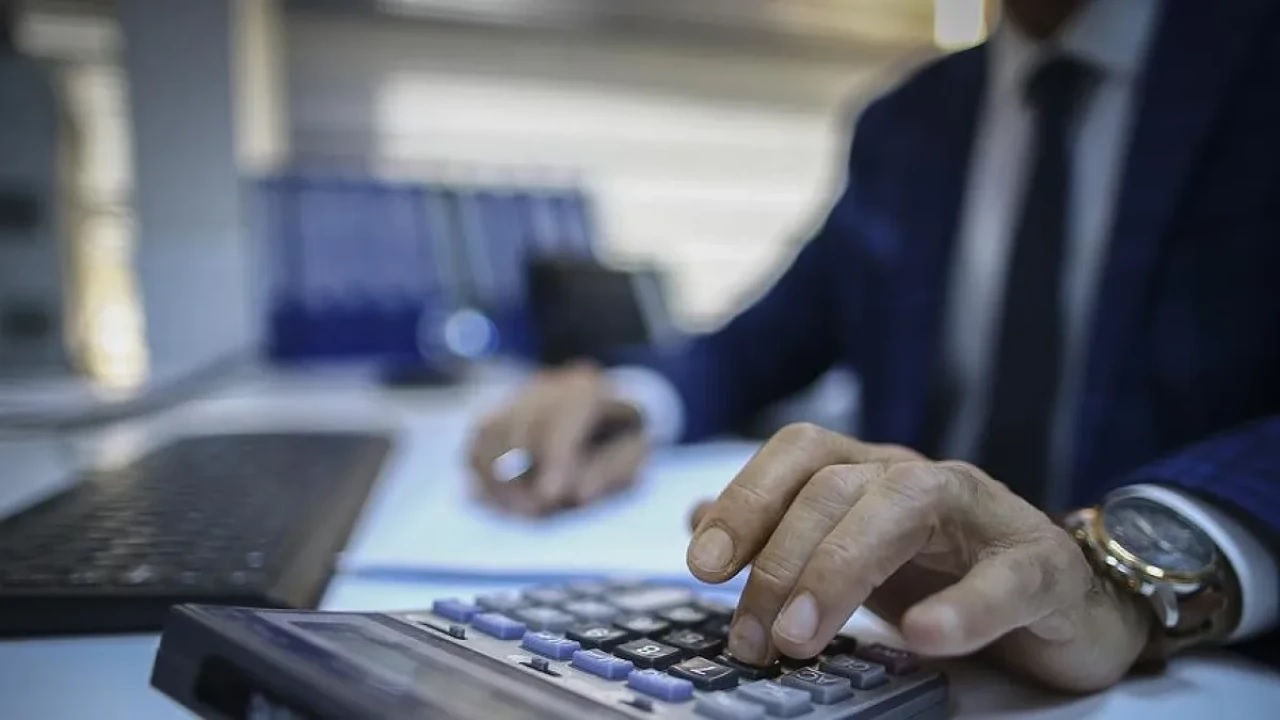 Memur Maaşları 2026’da Daha Erken Düşecek: Vergi Dilimleri Açıklandı