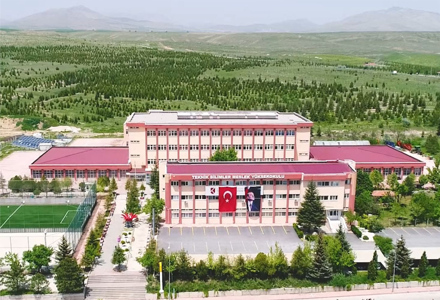 Konya Teknik Üniversitesi 25 Sözleşmeli Personel Alımı Yapacak: Kadrolar, Şartlar ve Başvuru Detayları