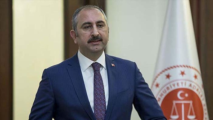 adalet-bakani.jpg